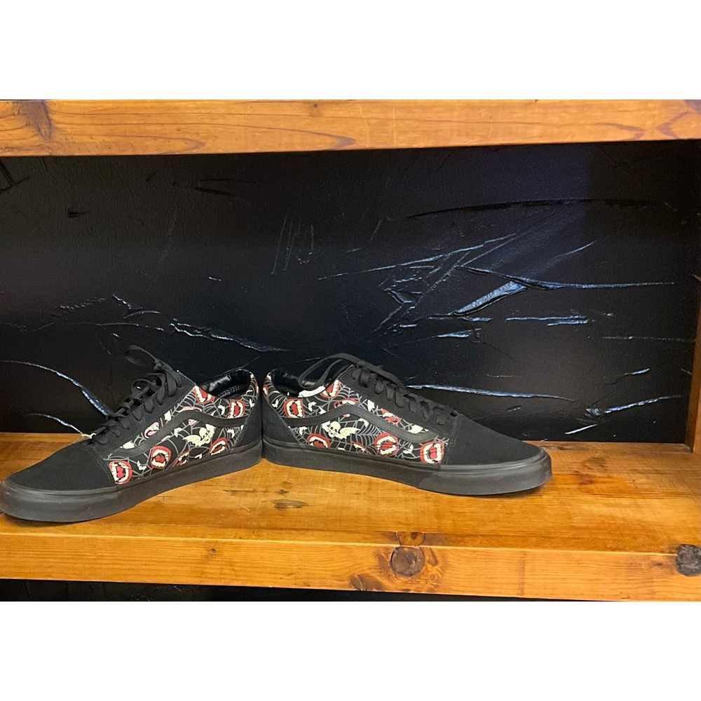 VANS Old Skool Spider-Man Low Top Lace-Up Canvas Sneakers Black/Red/White 507698